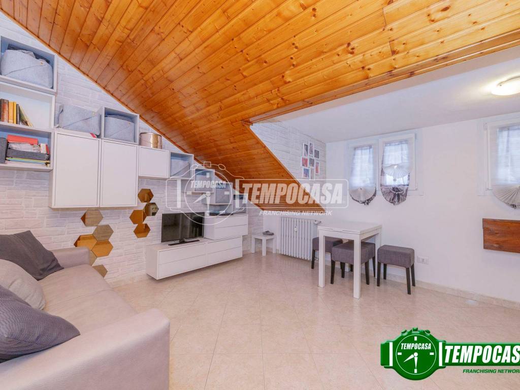 appartamento in affitto a Pero