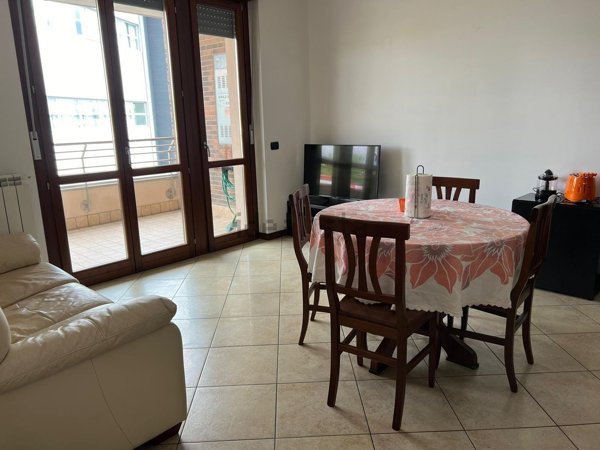 appartamento in affitto a Pero