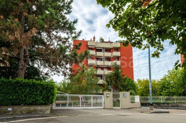 appartamento in affitto a Pero