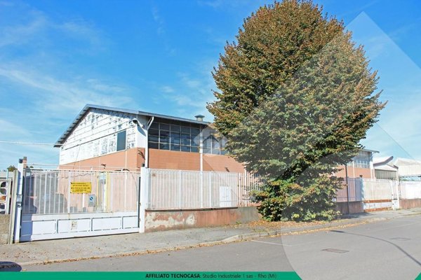 capannone in affitto a Pero