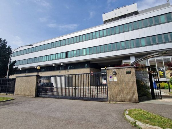 ufficio in affitto a Pero