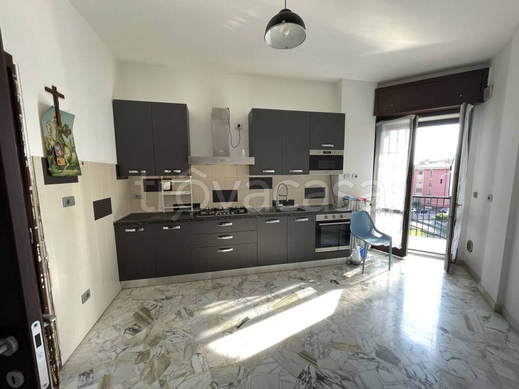appartamento in affitto a Pero