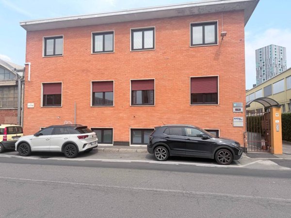 ufficio in affitto a Pero