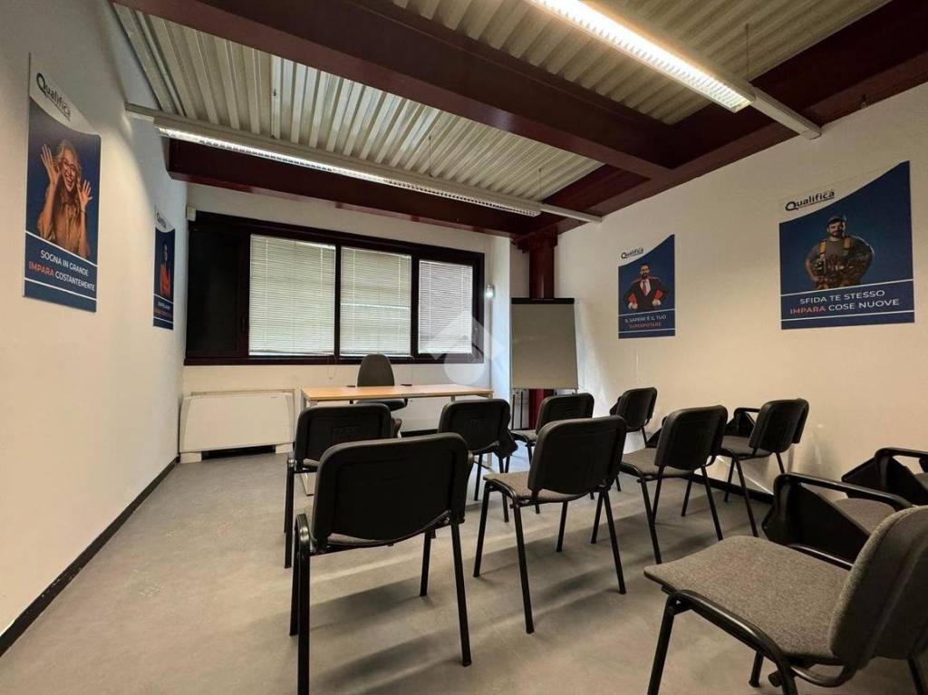 ufficio in affitto a Pero