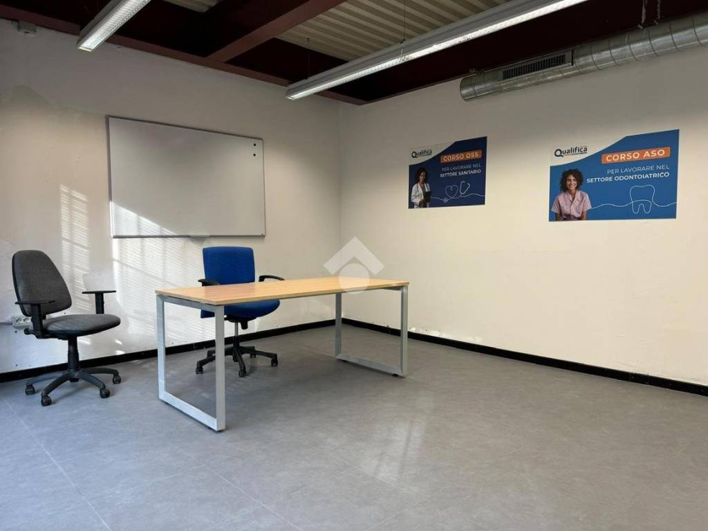 ufficio in affitto a Pero