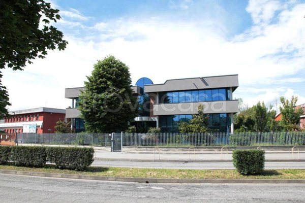 ufficio in affitto a Peschiera Borromeo