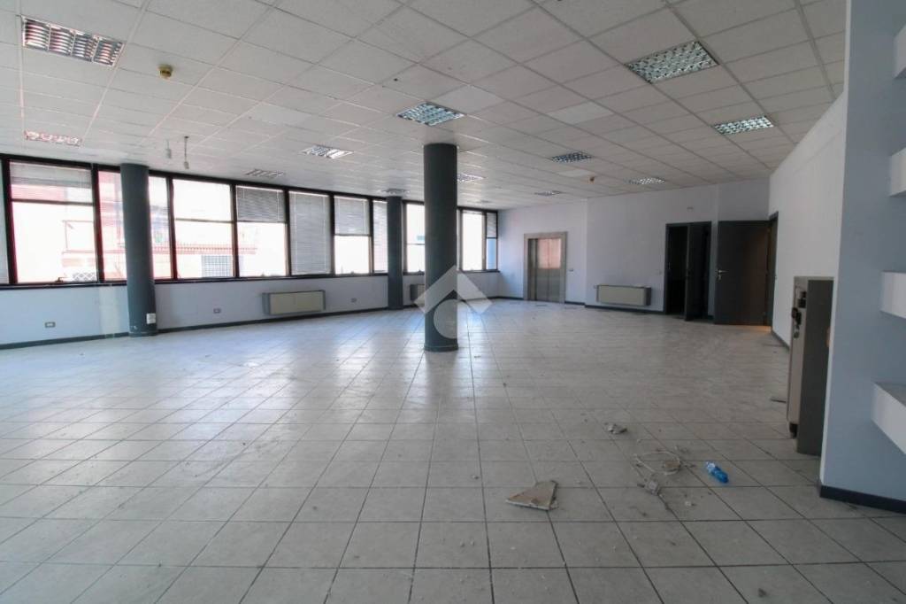 ufficio in affitto a Peschiera Borromeo