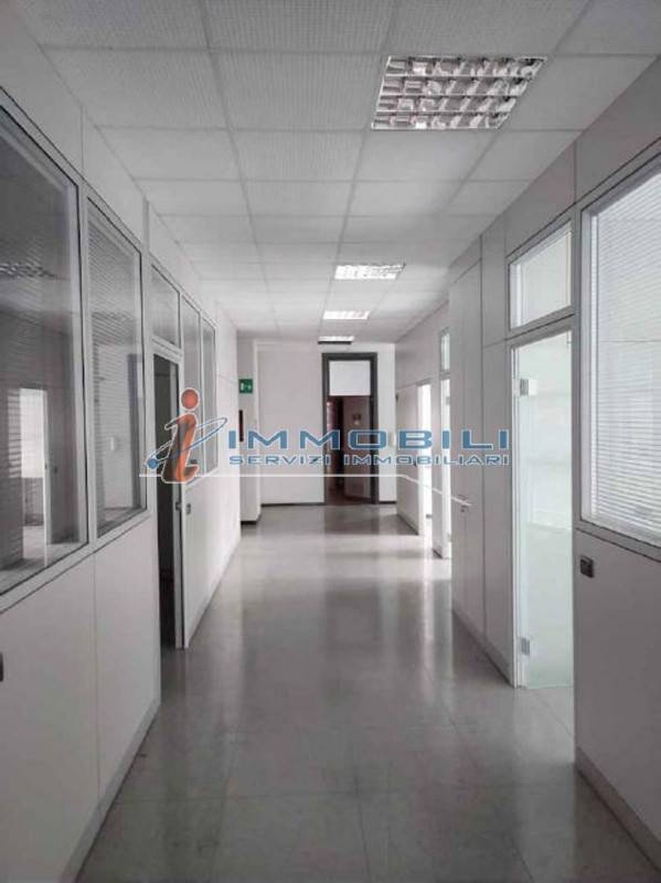 ufficio in affitto a Peschiera Borromeo