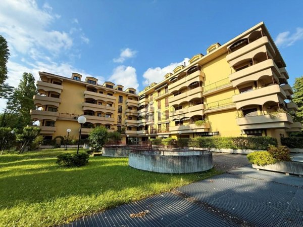 appartamento in affitto a Peschiera Borromeo