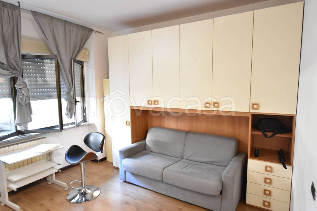appartamento in affitto a Peschiera Borromeo