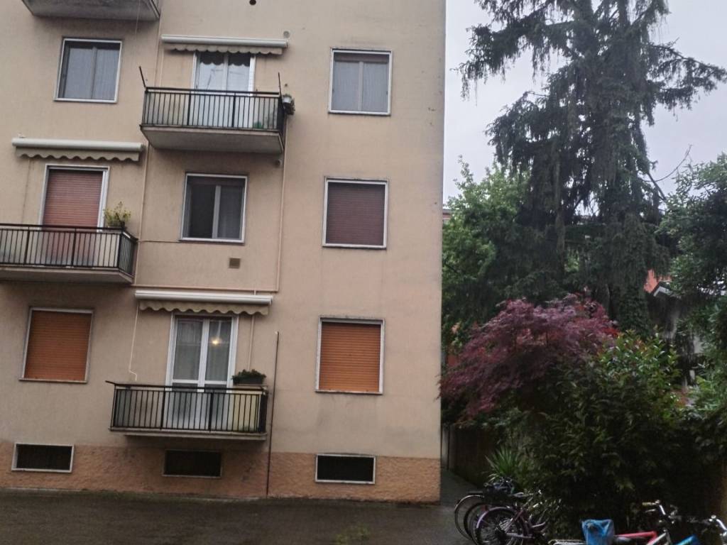 appartamento in affitto a Peschiera Borromeo in zona Bettola