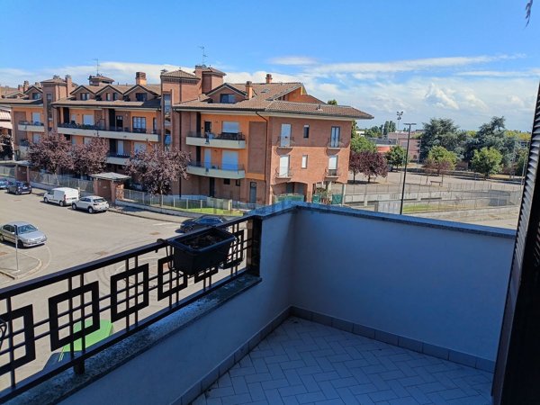 appartamento in affitto a Peschiera Borromeo