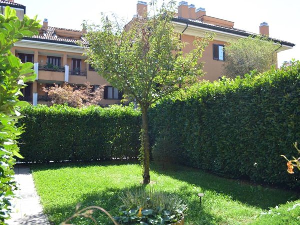 appartamento in affitto a Peschiera Borromeo in zona San Bovio