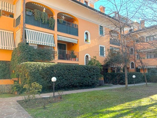 appartamento in affitto a Peschiera Borromeo in zona Bettola