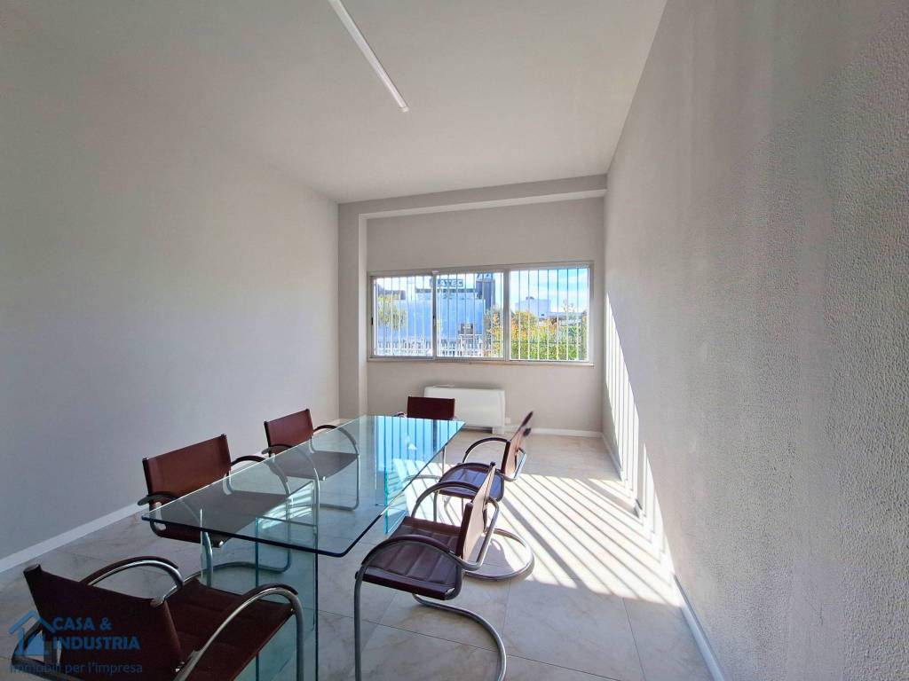 ufficio in affitto a Peschiera Borromeo in zona Bettola