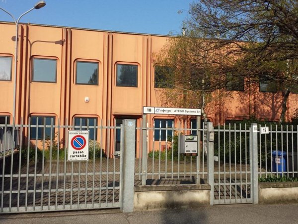 ufficio in affitto a Peschiera Borromeo in zona Bettola