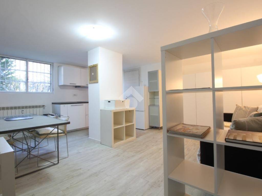 appartamento in affitto a Peschiera Borromeo in zona San Bovio