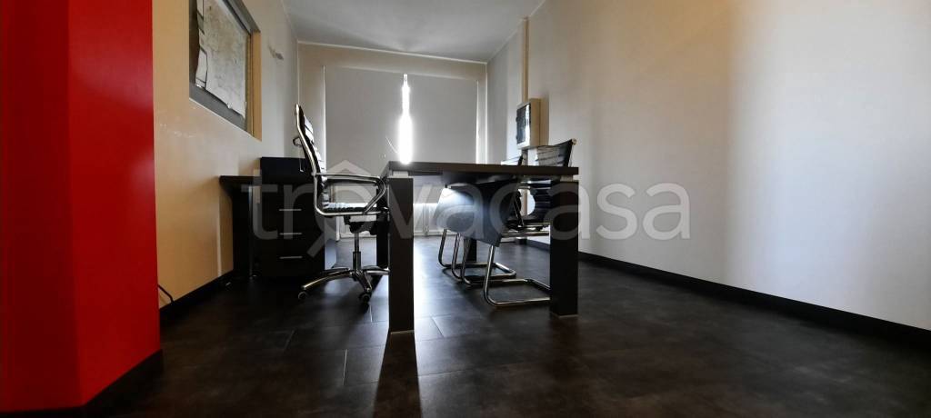 ufficio in affitto a Peschiera Borromeo in zona Mezzate