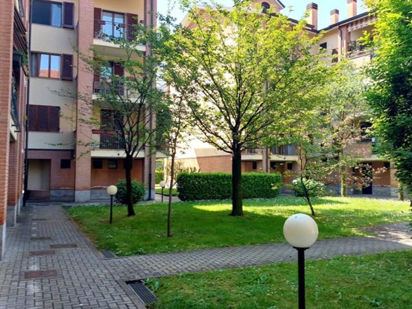 appartamento in affitto a Peschiera Borromeo in zona Mezzate