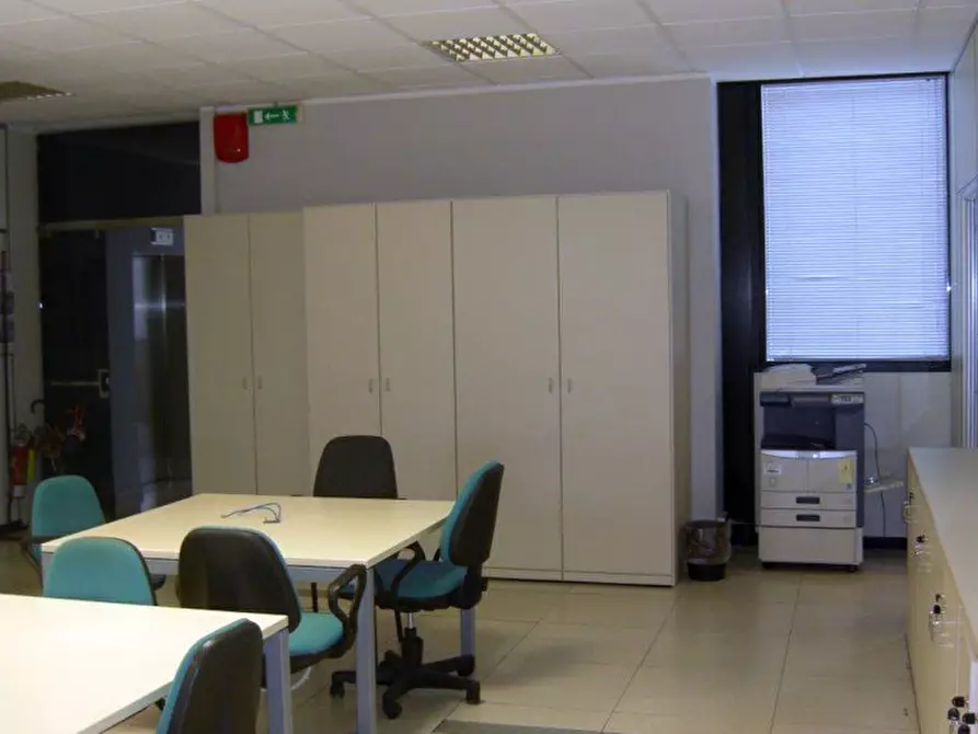 ufficio in affitto a Peschiera Borromeo
