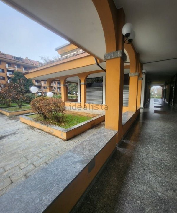 ufficio in affitto a Peschiera Borromeo