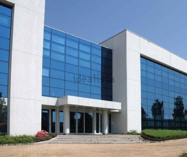 ufficio in affitto a Peschiera Borromeo in zona Bettola