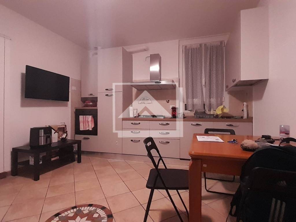 appartamento in affitto a Peschiera Borromeo in zona Linate