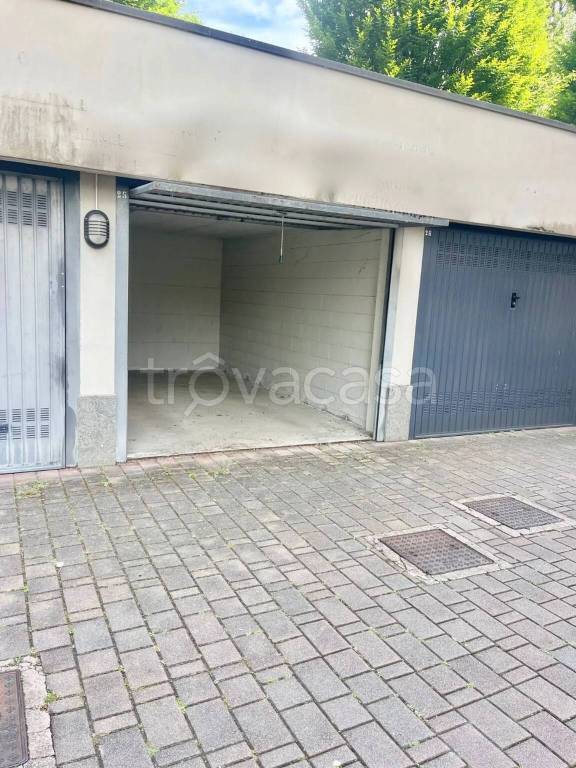 ufficio in affitto a Peschiera Borromeo in zona San Bovio