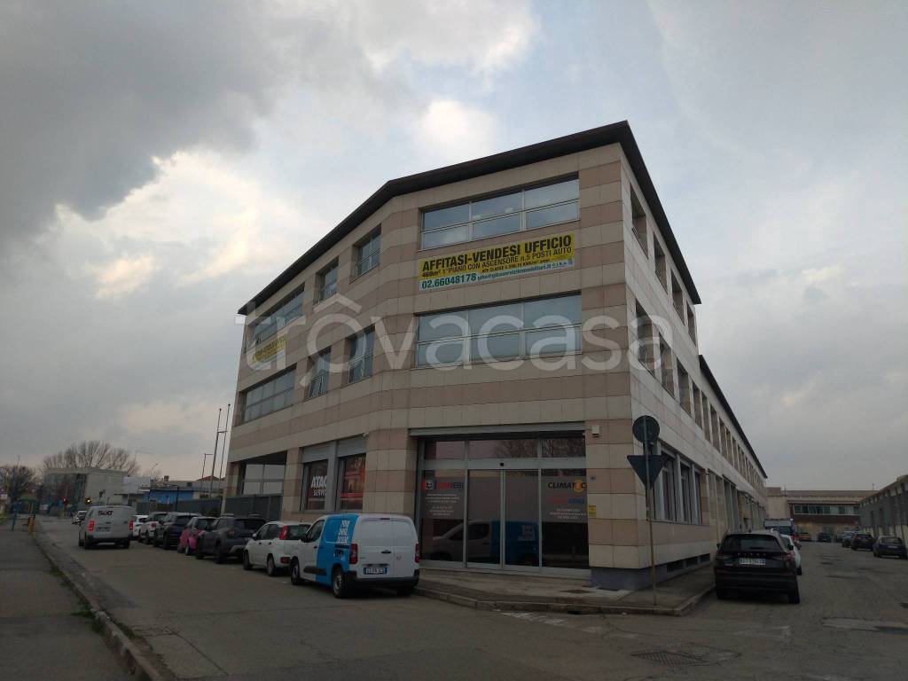 ufficio in affitto a Peschiera Borromeo in zona Mezzate