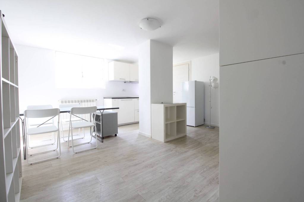 appartamento in affitto a Peschiera Borromeo