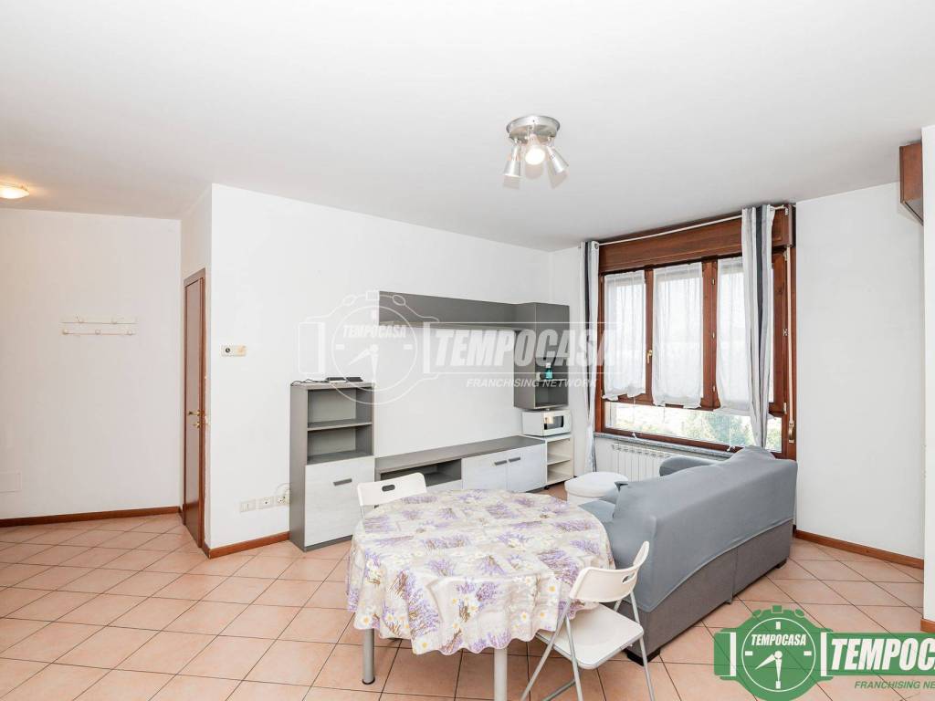 appartamento in affitto a Peschiera Borromeo