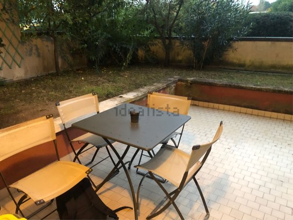 appartamento in affitto a Peschiera Borromeo in zona San Bovio