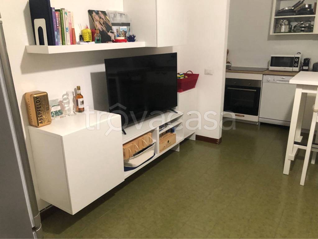 appartamento in affitto a Peschiera Borromeo in zona San Bovio