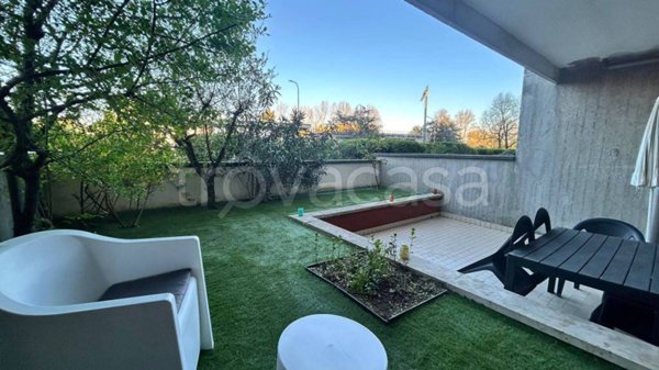 appartamento in affitto a Peschiera Borromeo in zona San Bovio