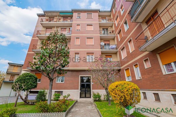 appartamento in affitto a Peschiera Borromeo in zona Linate