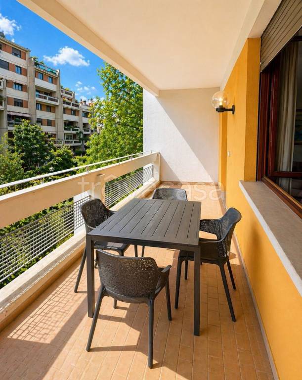 appartamento in affitto a Peschiera Borromeo