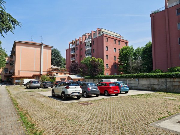 appartamento in affitto a Peschiera Borromeo in zona Linate