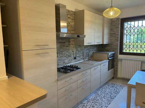 appartamento in affitto a Peschiera Borromeo in zona San Bovio