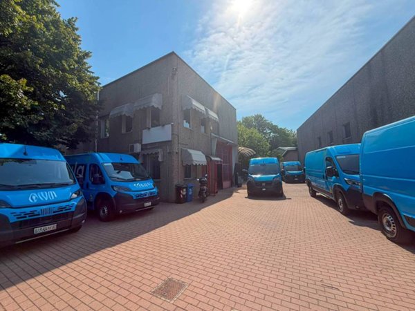 appartamento in affitto a Peschiera Borromeo in zona Canzo