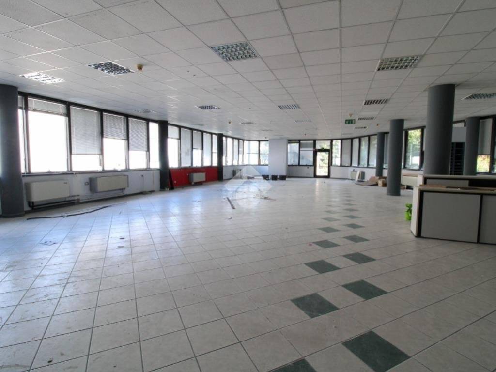 ufficio in affitto a Peschiera Borromeo