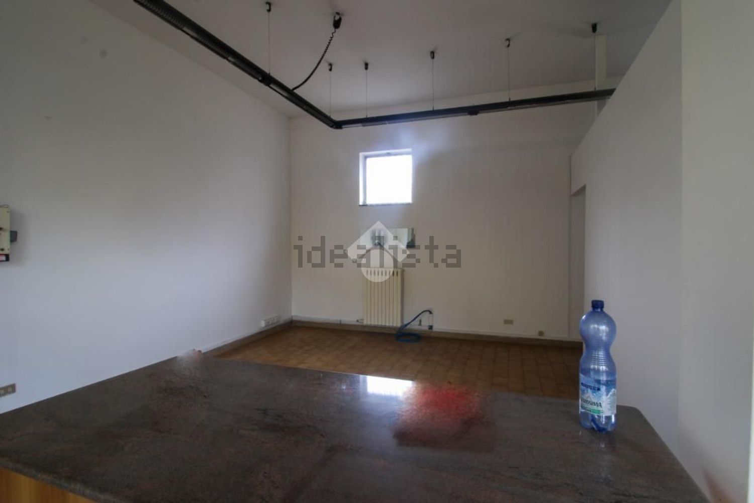 locale commerciale in affitto a Pessano con Bornago