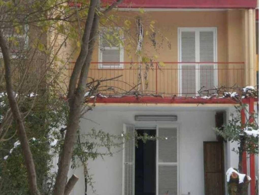 casa indipendente in affitto a Pessano con Bornago
