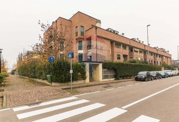 appartamento in affitto a Pessano con Bornago
