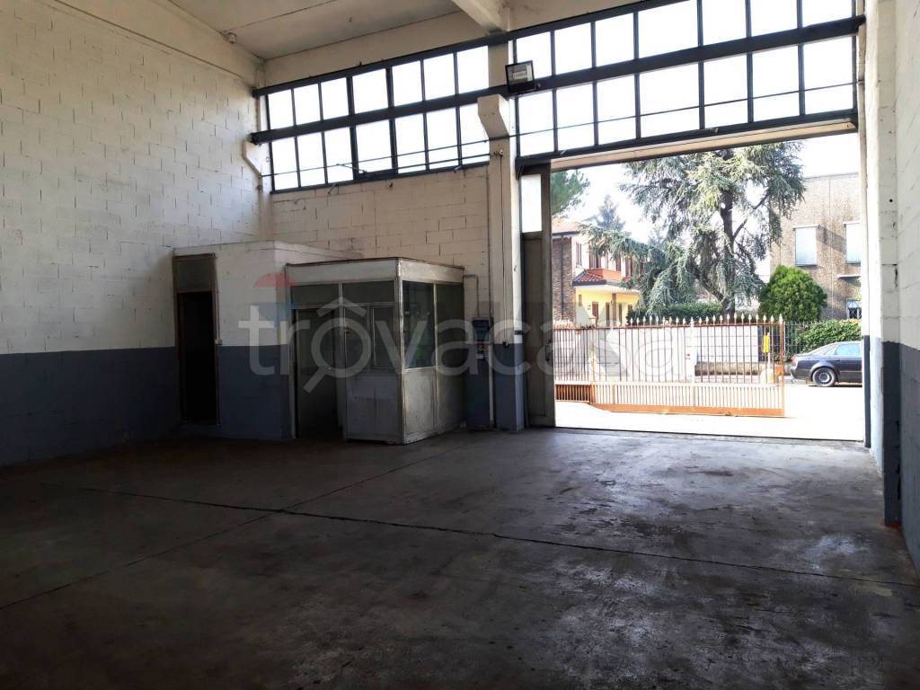 appartamento in affitto a Pessano con Bornago