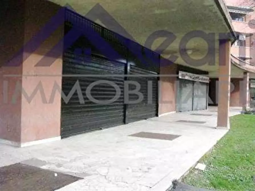 negozio in affitto a Pieve Emanuele in zona Fizzonasco