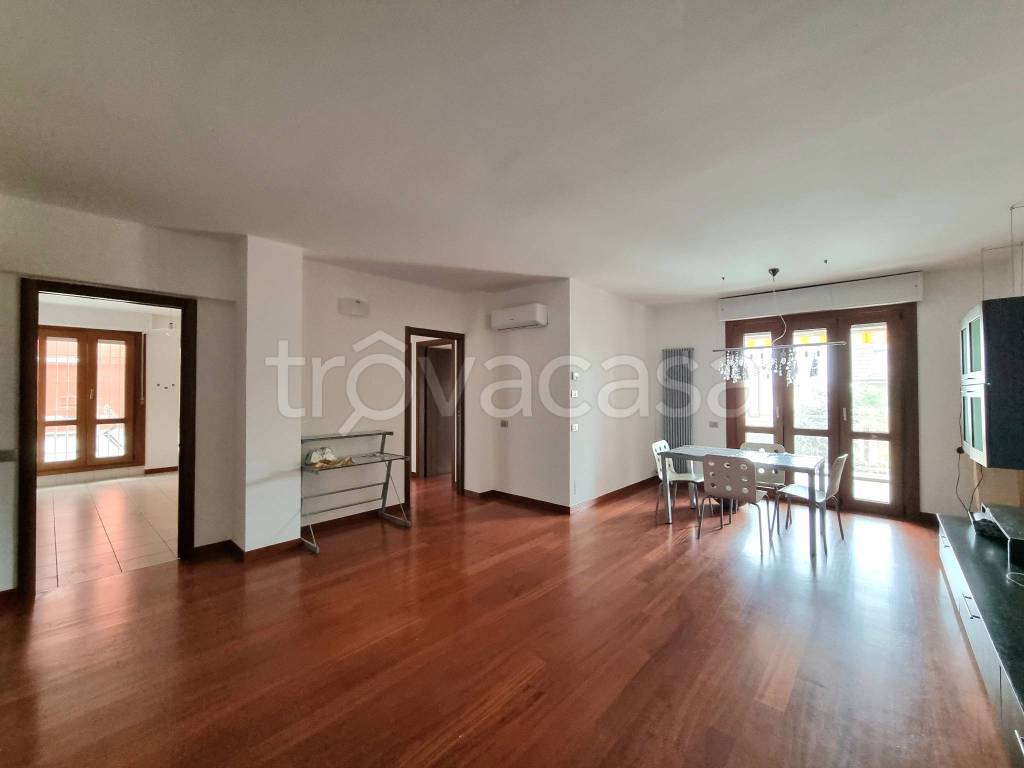 appartamento in affitto a Pieve Emanuele in zona Fizzonasco