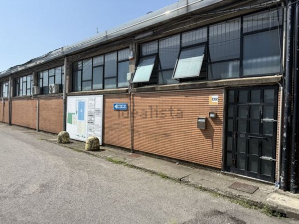 ufficio in affitto a Pieve Emanuele