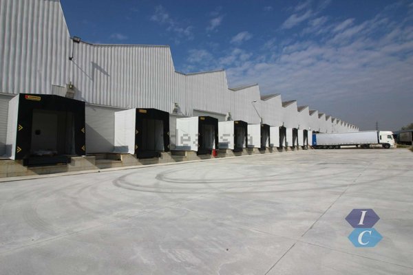 capannone in affitto a Pieve Emanuele