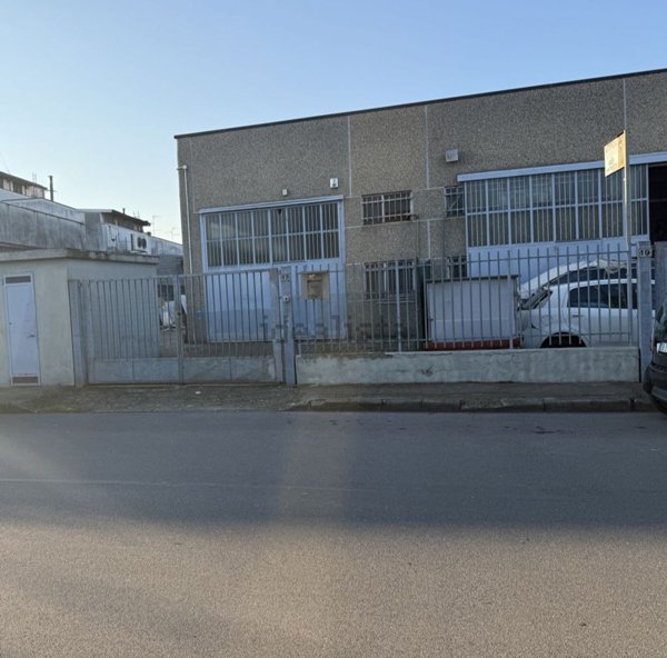 ufficio in affitto a Pieve Emanuele in zona Fizzonasco