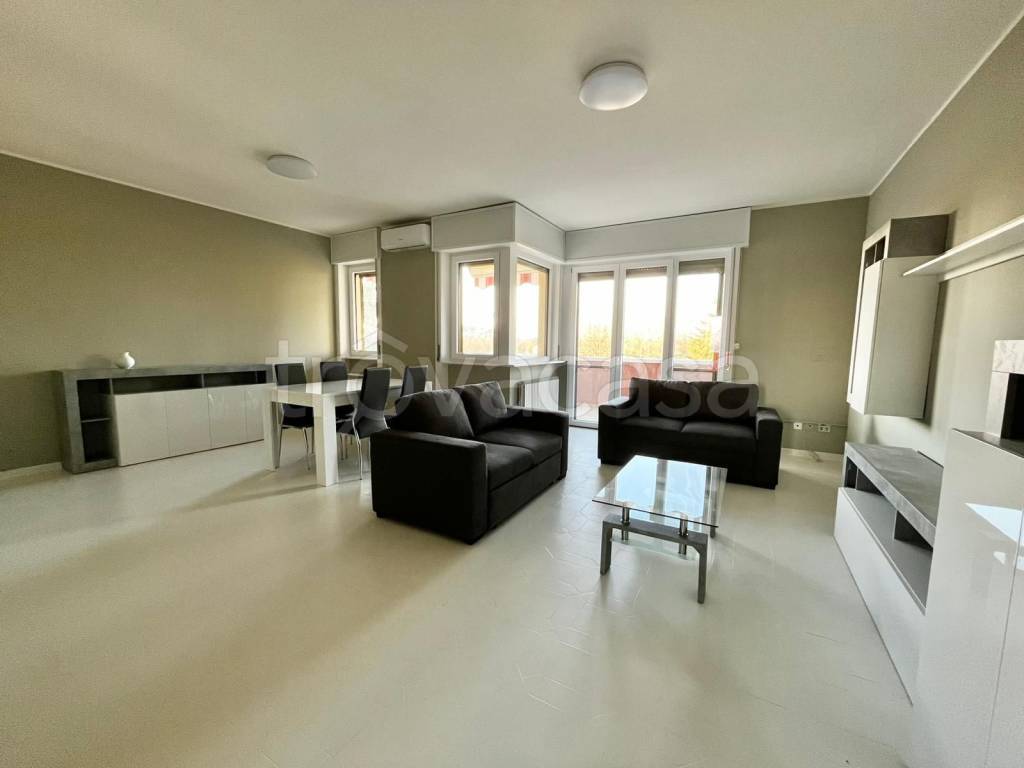 appartamento in affitto a Pieve Emanuele in zona Fizzonasco